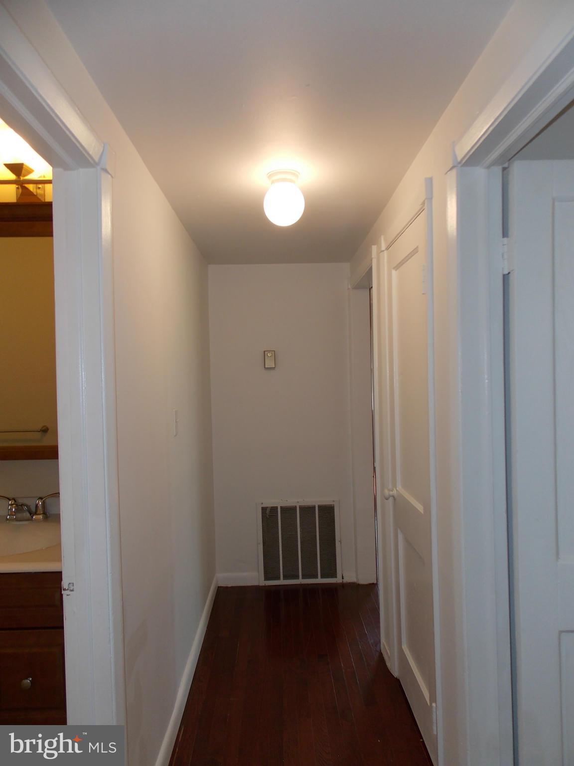 715 Templecliff Road Pikesville, MD 21208 - Photo 18 of 30 Interior (General)