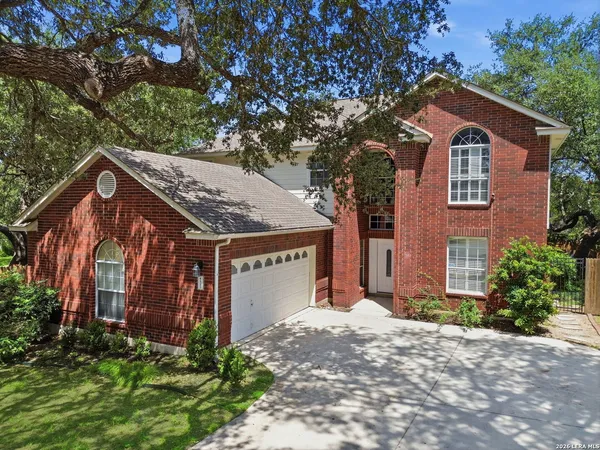 $520,000 | 4122 Legend Bend Drive, San Antonio, TX 78230