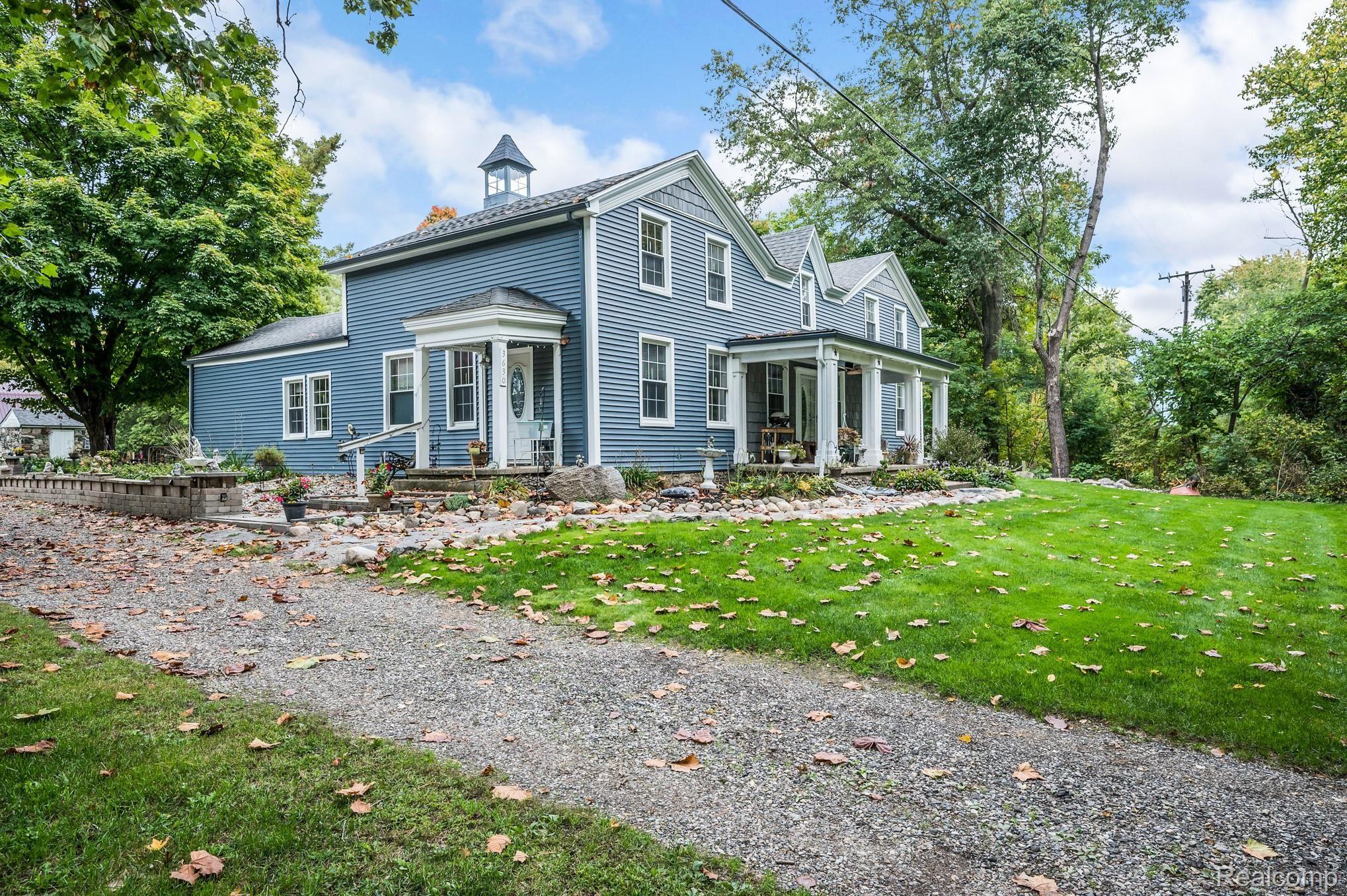 3630 Lone Tree Road Milford, MI 48380 - Photo 4 of 33 3630 Lone Tree_61 - Copy.jpg