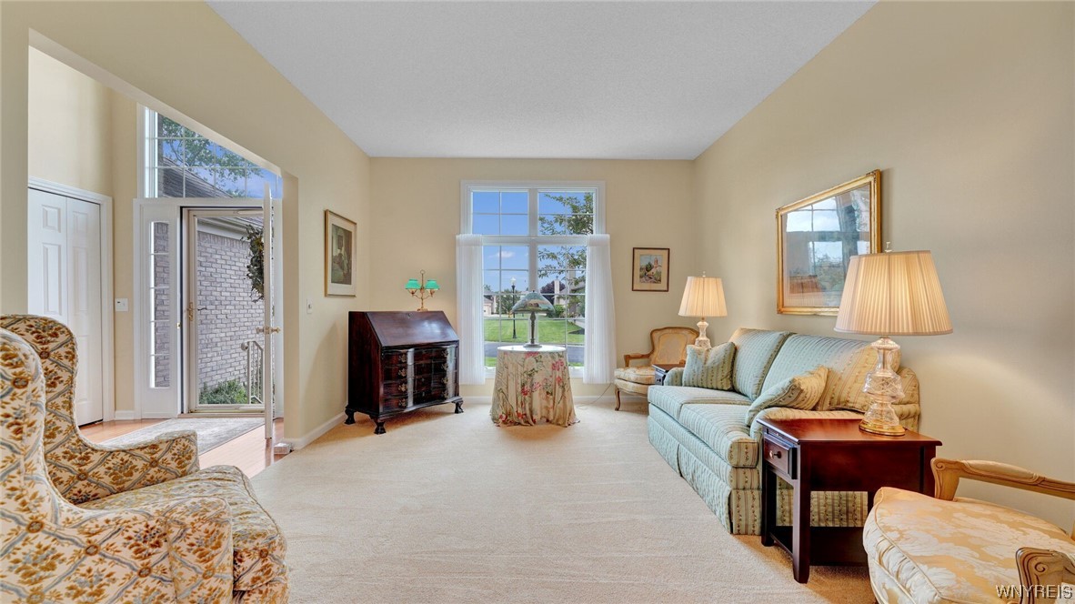 85 Mapleton Drive Amherst, NY 14221 - Photo 12 of 47