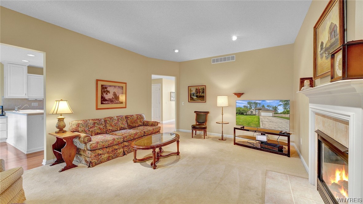 85 Mapleton Drive Amherst, NY 14221 - Photo 17 of 47