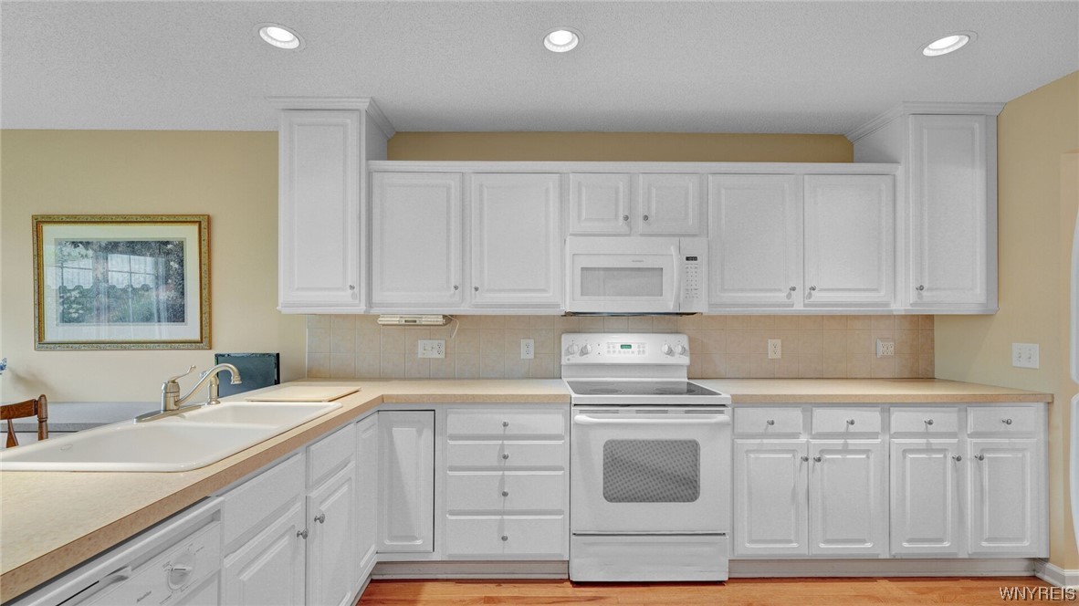 85 Mapleton Drive Amherst, NY 14221 - Photo 22 of 47