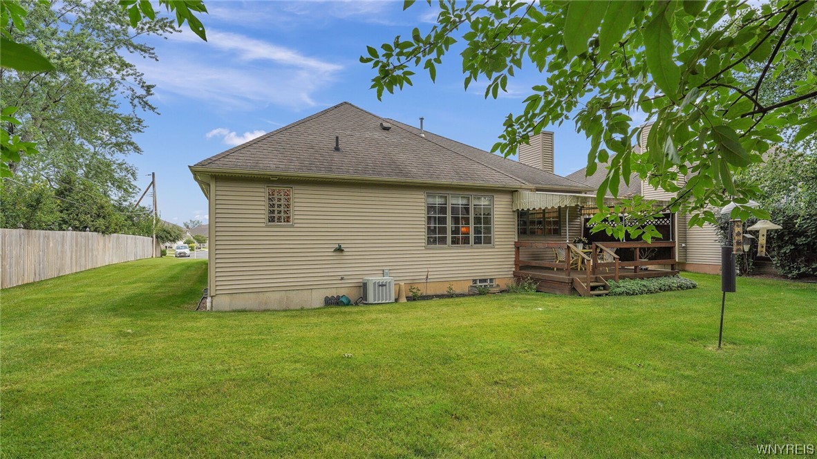 85 Mapleton Drive Amherst, NY 14221 - Photo 7 of 47