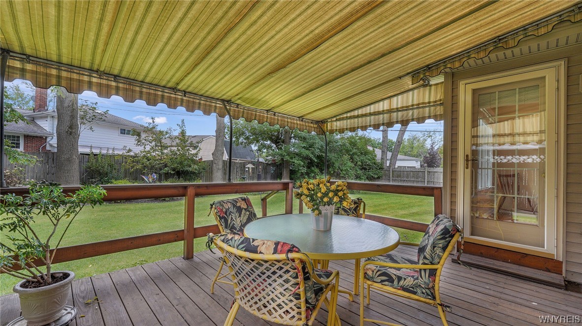 85 Mapleton Drive Amherst, NY 14221 - Photo 8 of 47