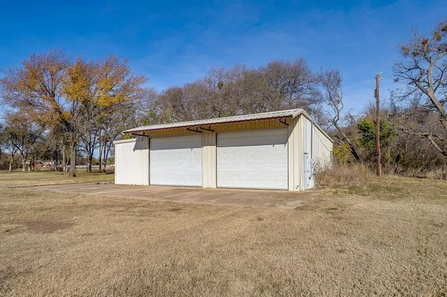 a view of a house with a outdoor space