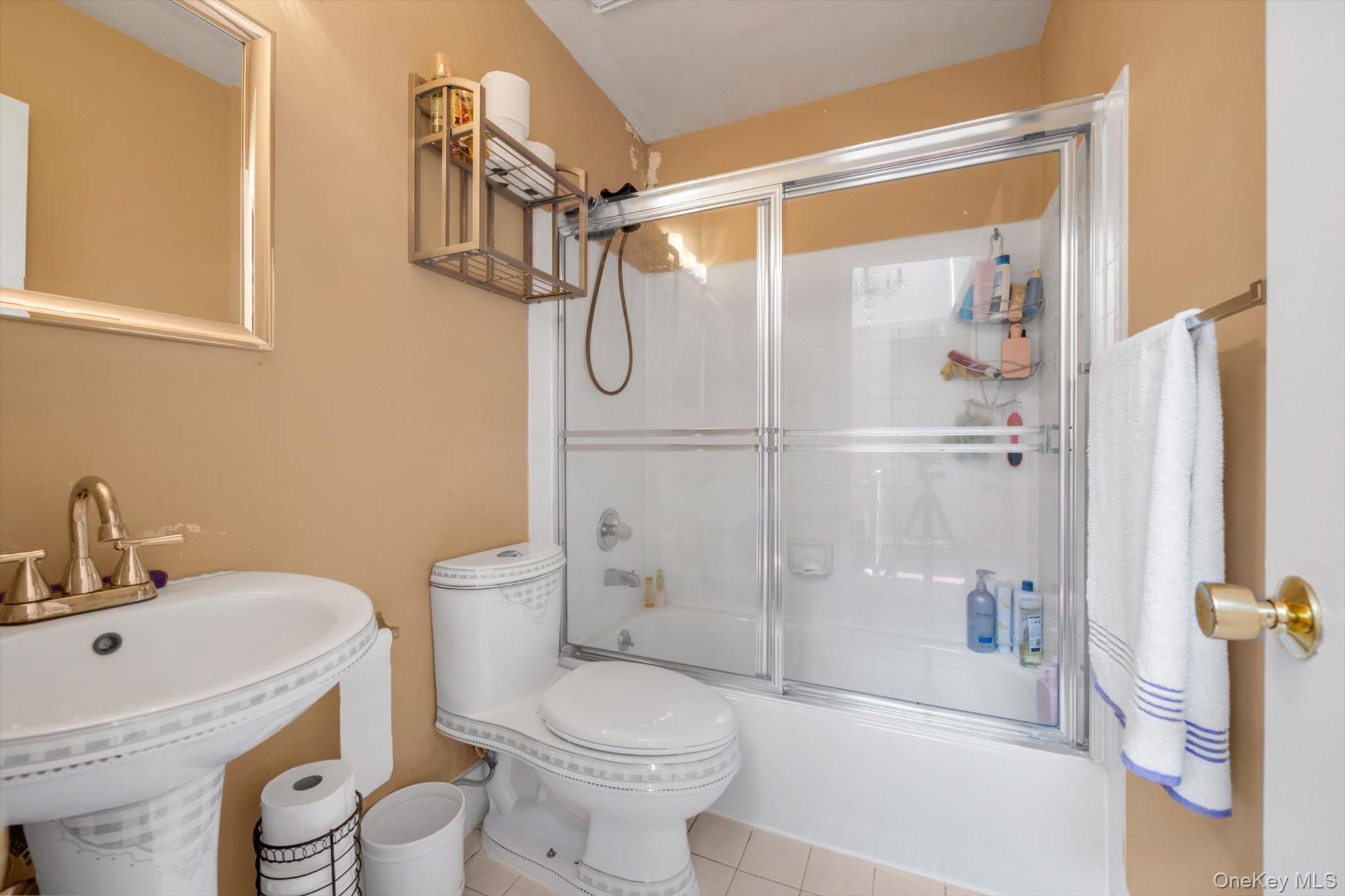 14 Vanderbilt Way, Unit 14 Valley Stream, NY 11581 - Photo 12 of 16