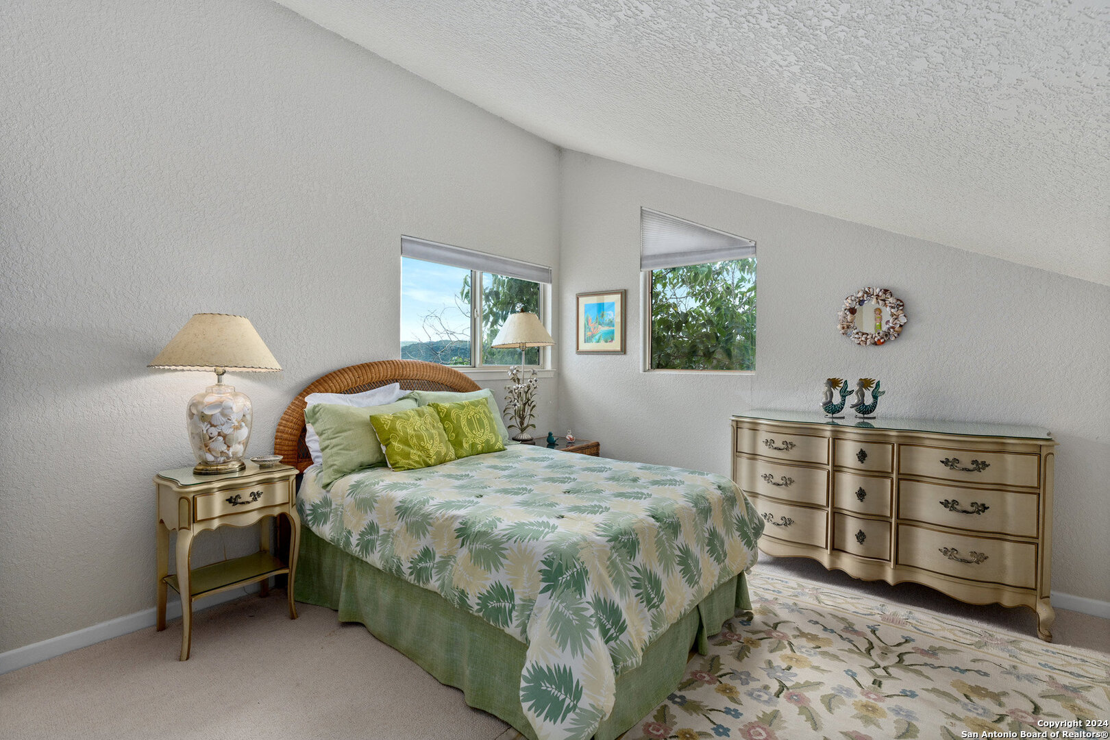 696 Faurie Road Lakehills, TX 78063 - Photo 19 of 37
