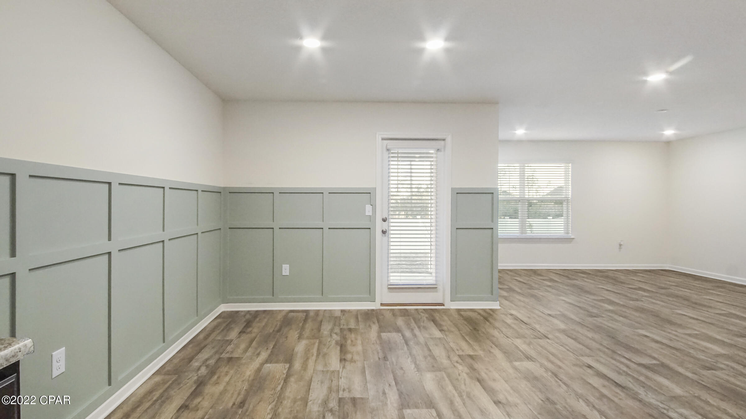 148 Merrion Road Southport, FL 32409 - Photo 10 of 42 Gallery Image 10