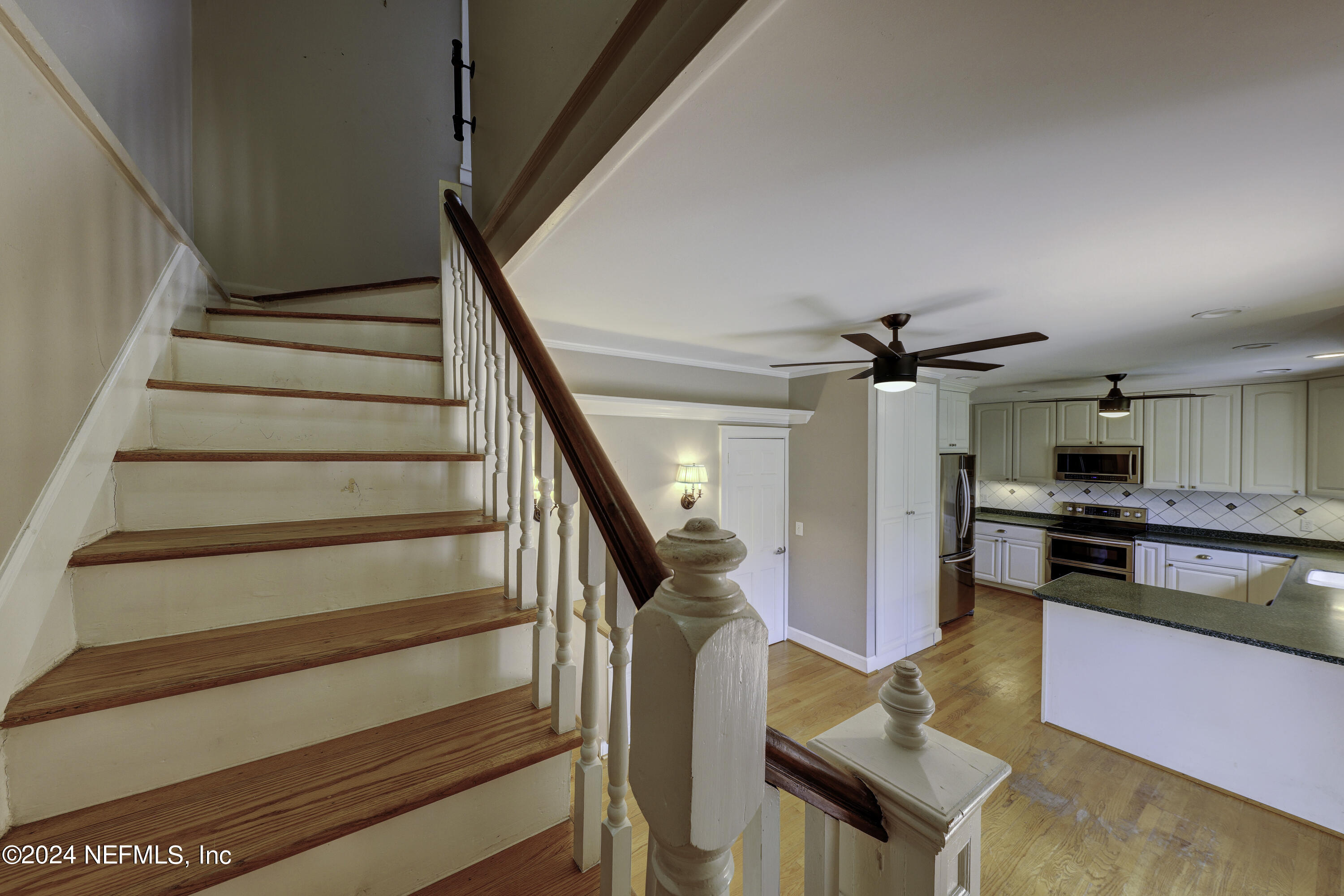 1210 Inwood Terrace Jacksonville, FL 32207 - Photo 17 of 49 30-C_R54251_2_3_4_5_6Interior 2