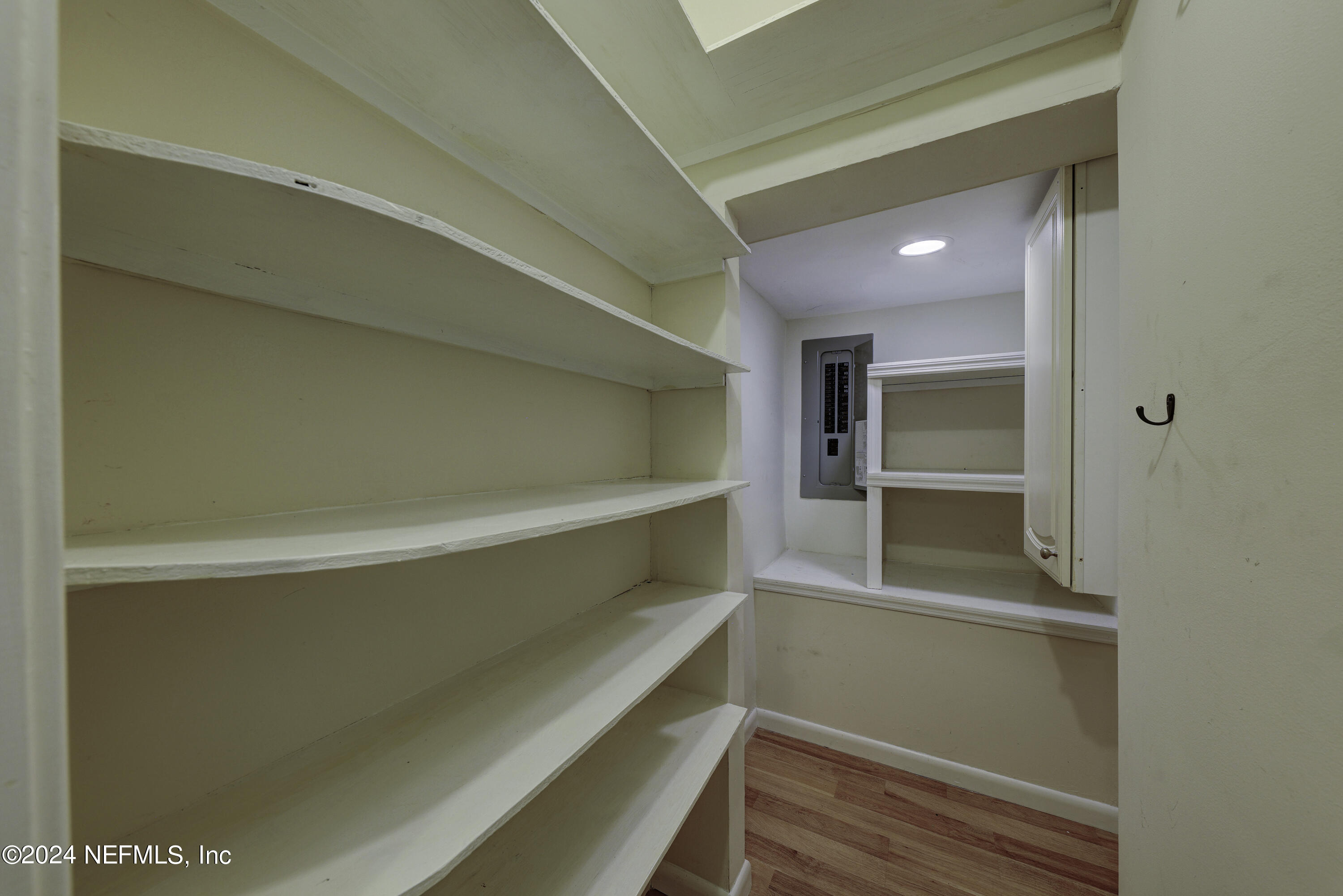 1210 Inwood Terrace Jacksonville, FL 32207 - Photo 36 of 49 39-C_R54258_59_60_61_62Interior 2
