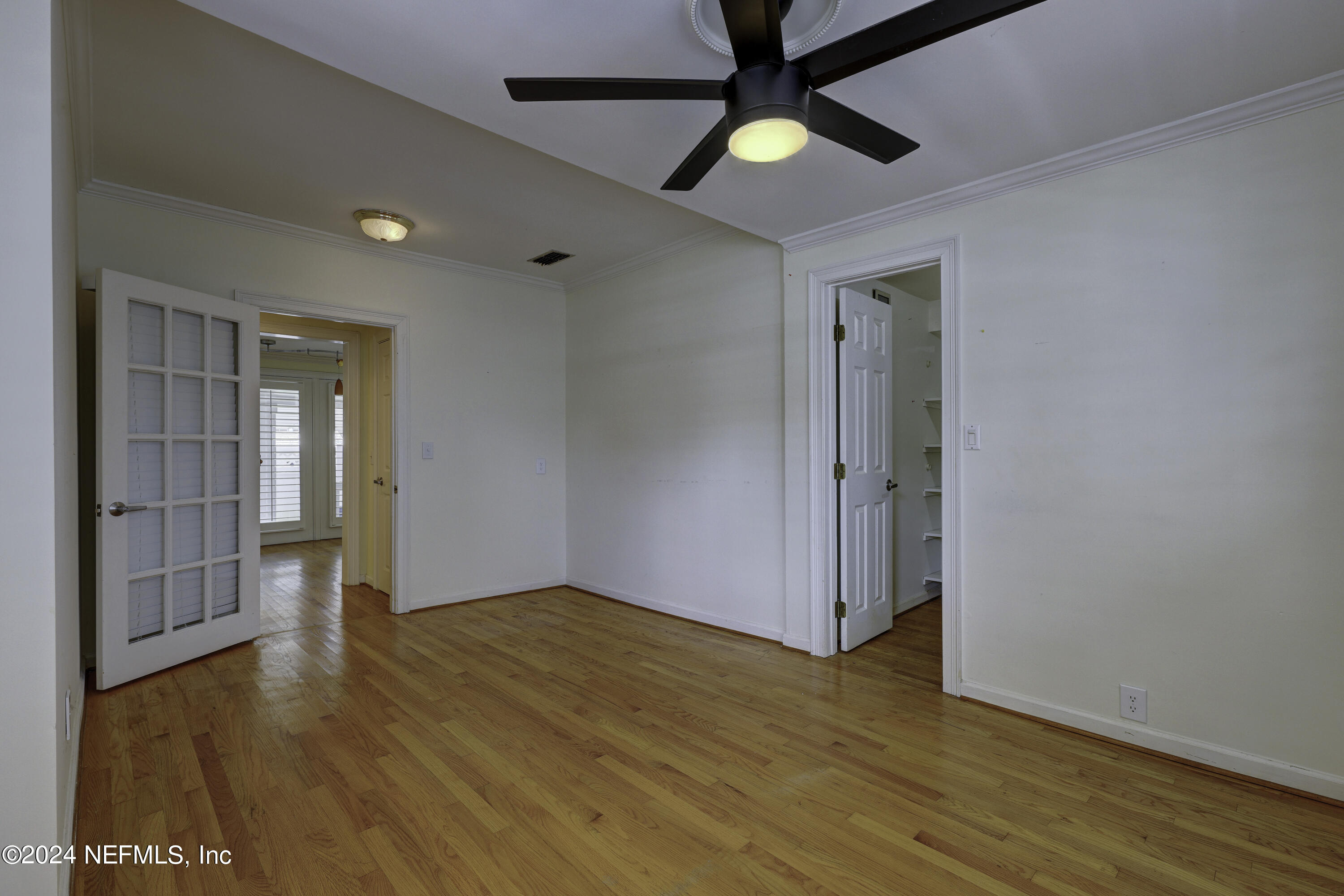 1210 Inwood Terrace Jacksonville, FL 32207 - Photo 41 of 49 44-C_R54132_3_4_5_6_7Interior 2