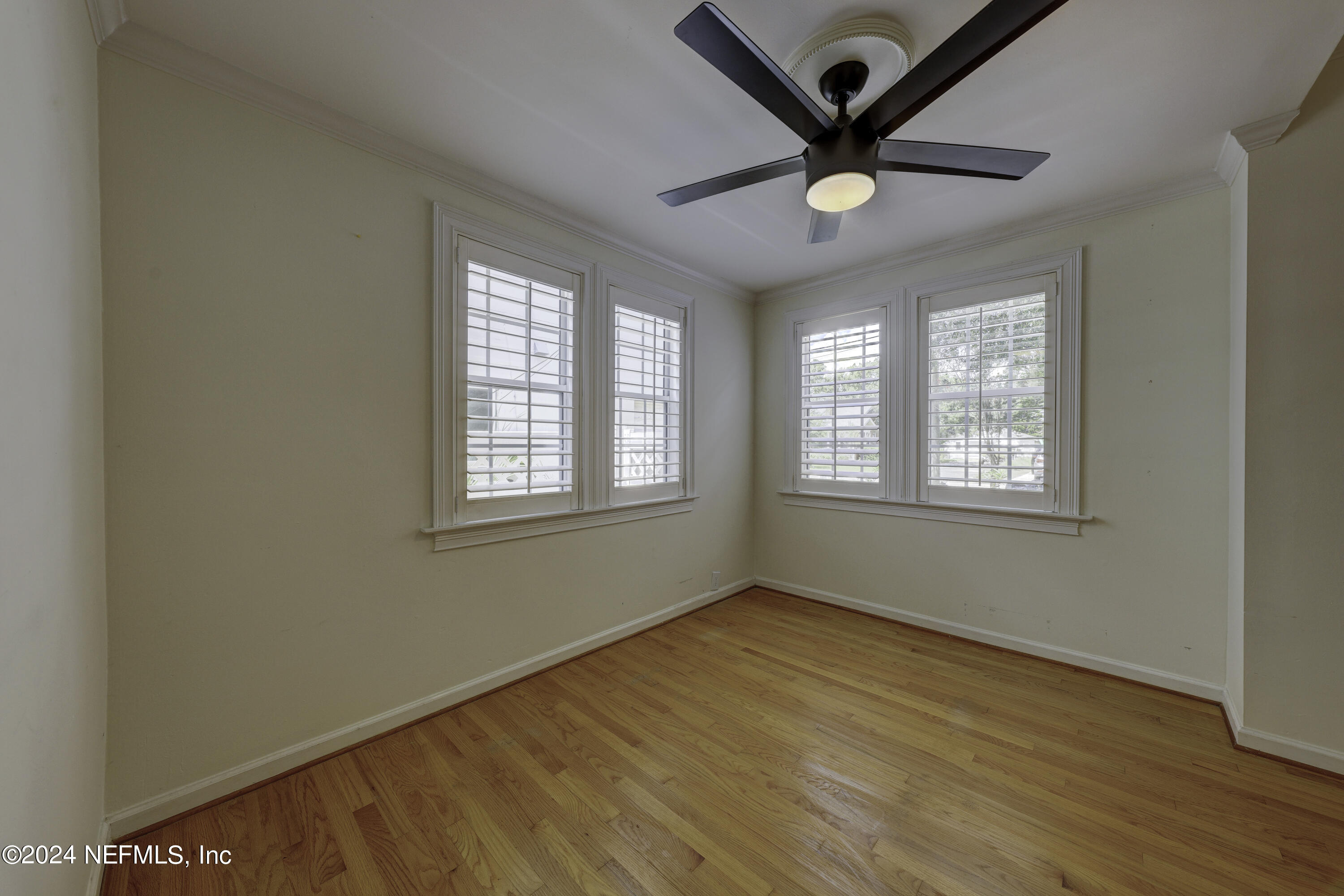 1210 Inwood Terrace Jacksonville, FL 32207 - Photo 42 of 49 45-C_R54125_26_27_28_29_30_31Interior 2