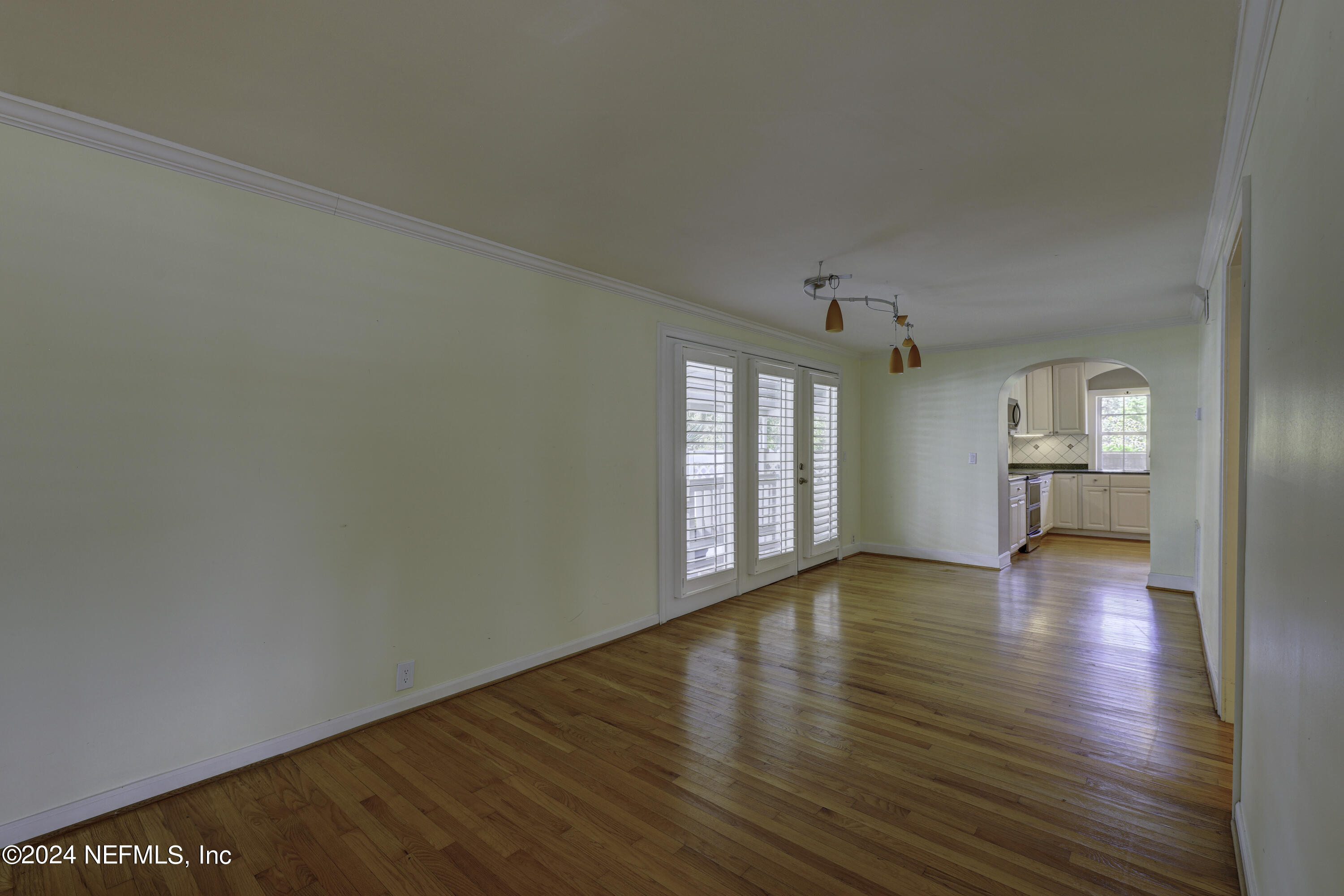 1210 Inwood Terrace Jacksonville, FL 32207 - Photo 44 of 49 47-C_R54083_4_5_6_7_8Interior 2