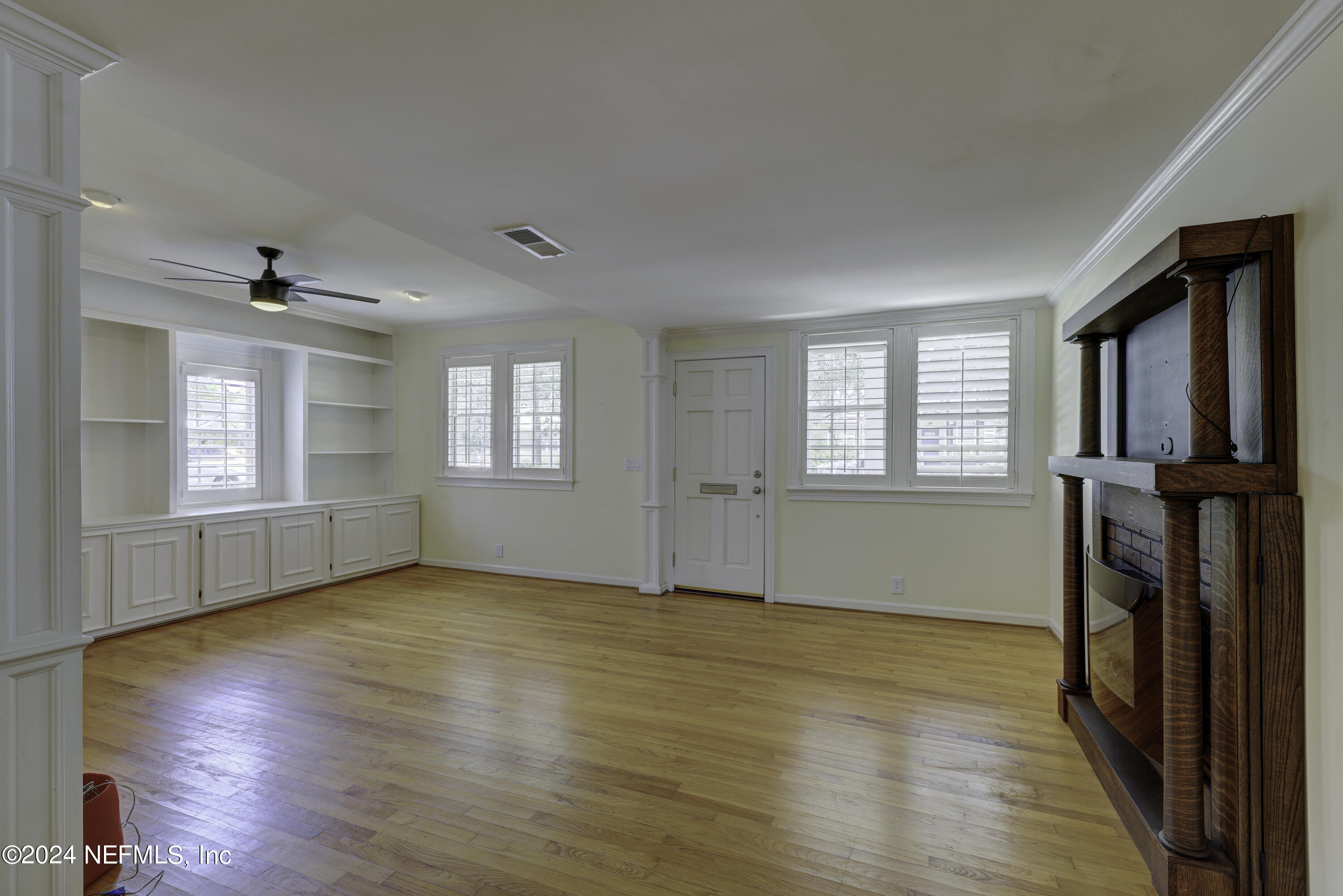 1210 Inwood Terrace Jacksonville, FL 32207 - Photo 45 of 49 48-C_R54069_70_71_72_73_74_75Interior 2