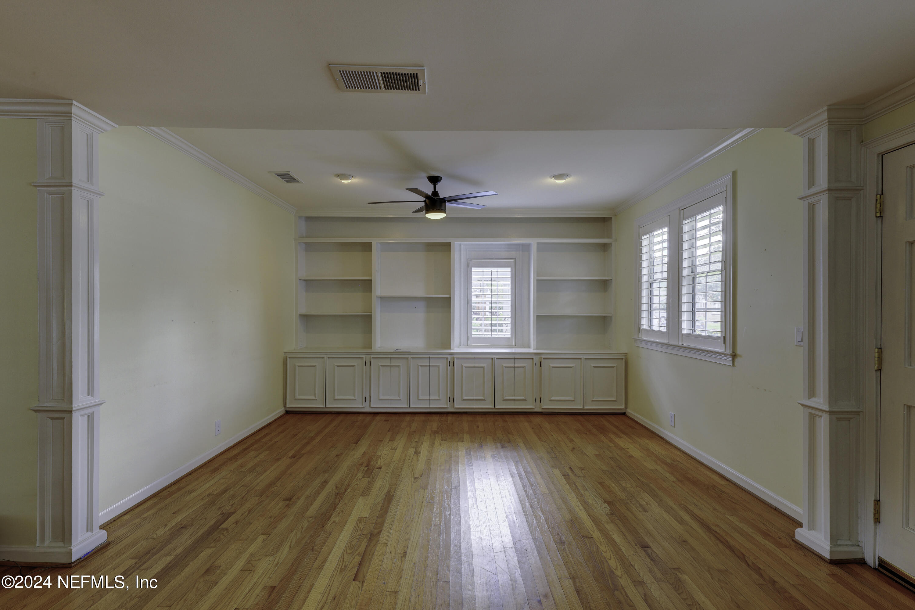 1210 Inwood Terrace Jacksonville, FL 32207 - Photo 48 of 49 51-C_R54041_2_3_4_5_6Interior 2