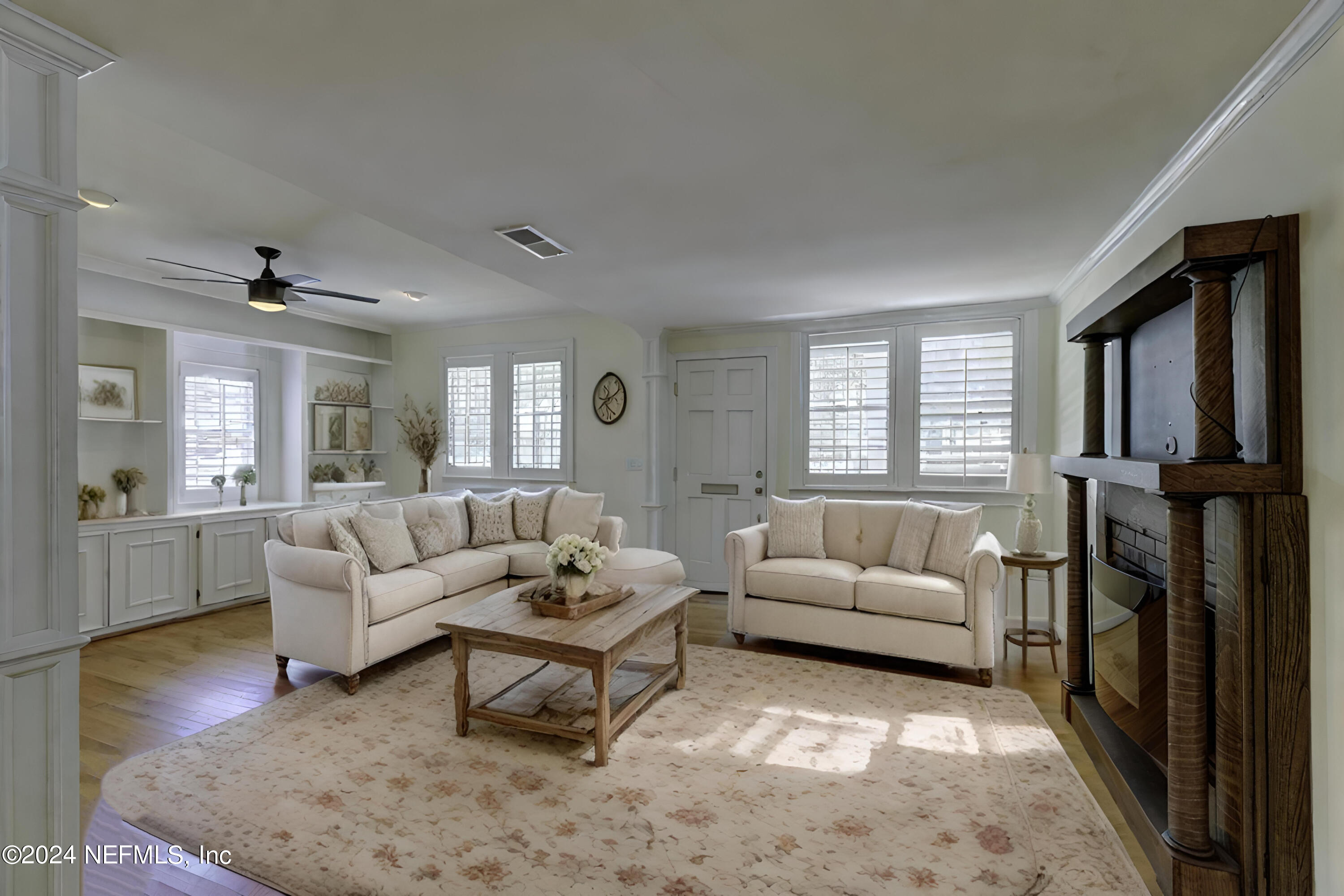 1210 Inwood Terrace Jacksonville, FL 32207 - Photo 7 of 49 02-Living Room