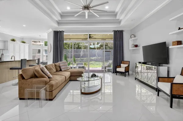 $870,000 | 11906 Catskill Commons Lane, Boynton Beach, FL 33473