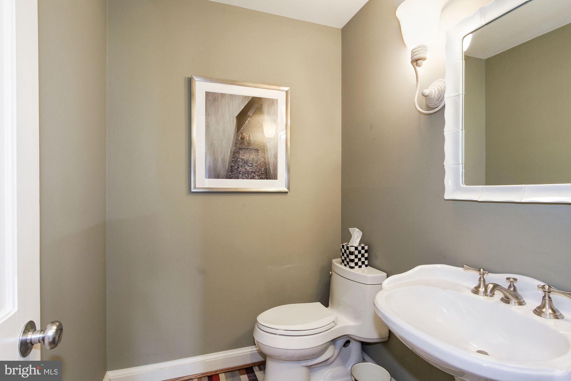 6951 Greentree Road Bethesda, MD 20817 - Photo 12 of 33 Gallery Image 12