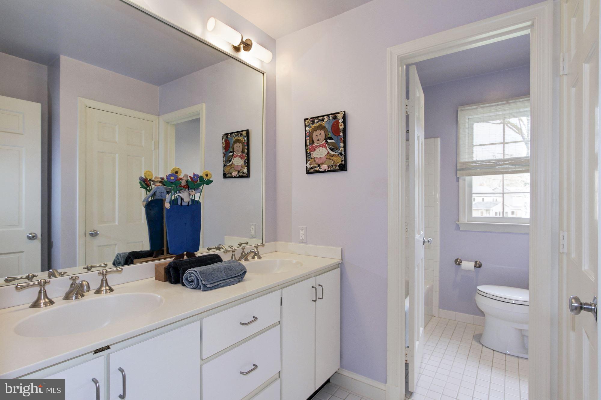 6951 Greentree Road Bethesda, MD 20817 - Photo 22 of 33 Gallery Image 22