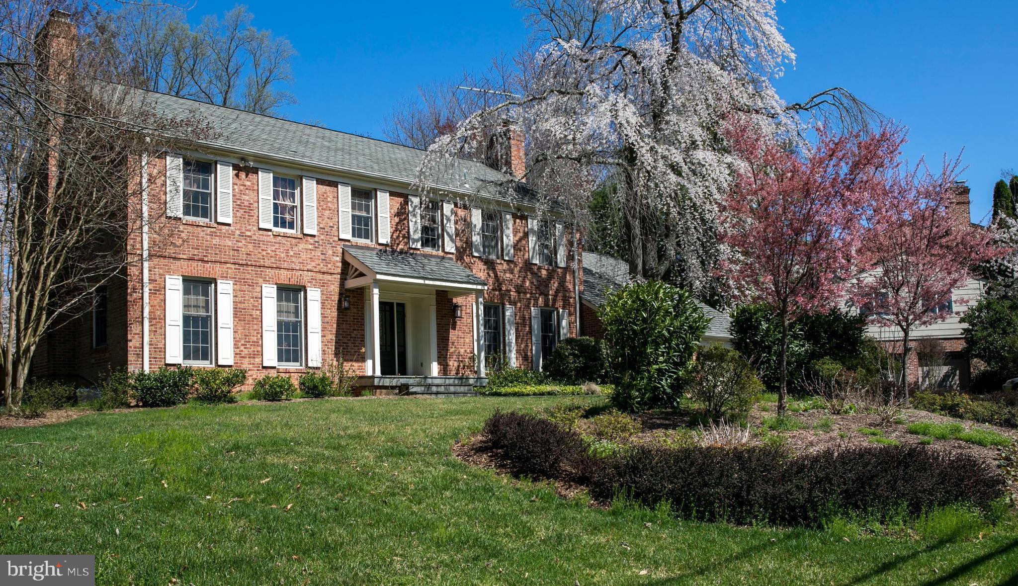 6951 Greentree Road Bethesda, MD 20817 - Photo 29 of 33 Gallery Image 29