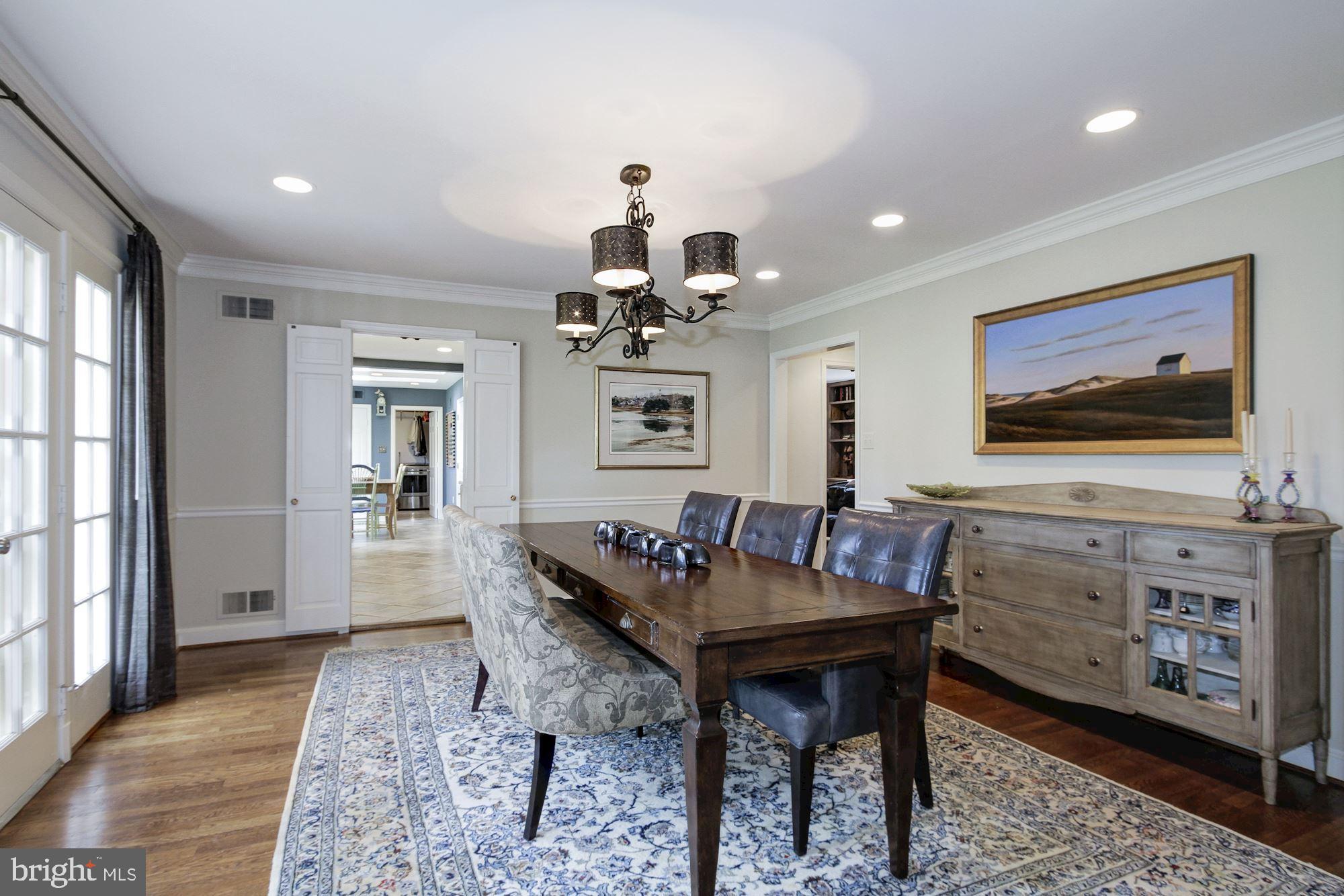 6951 Greentree Road Bethesda, MD 20817 - Photo 7 of 33 Gallery Image 7