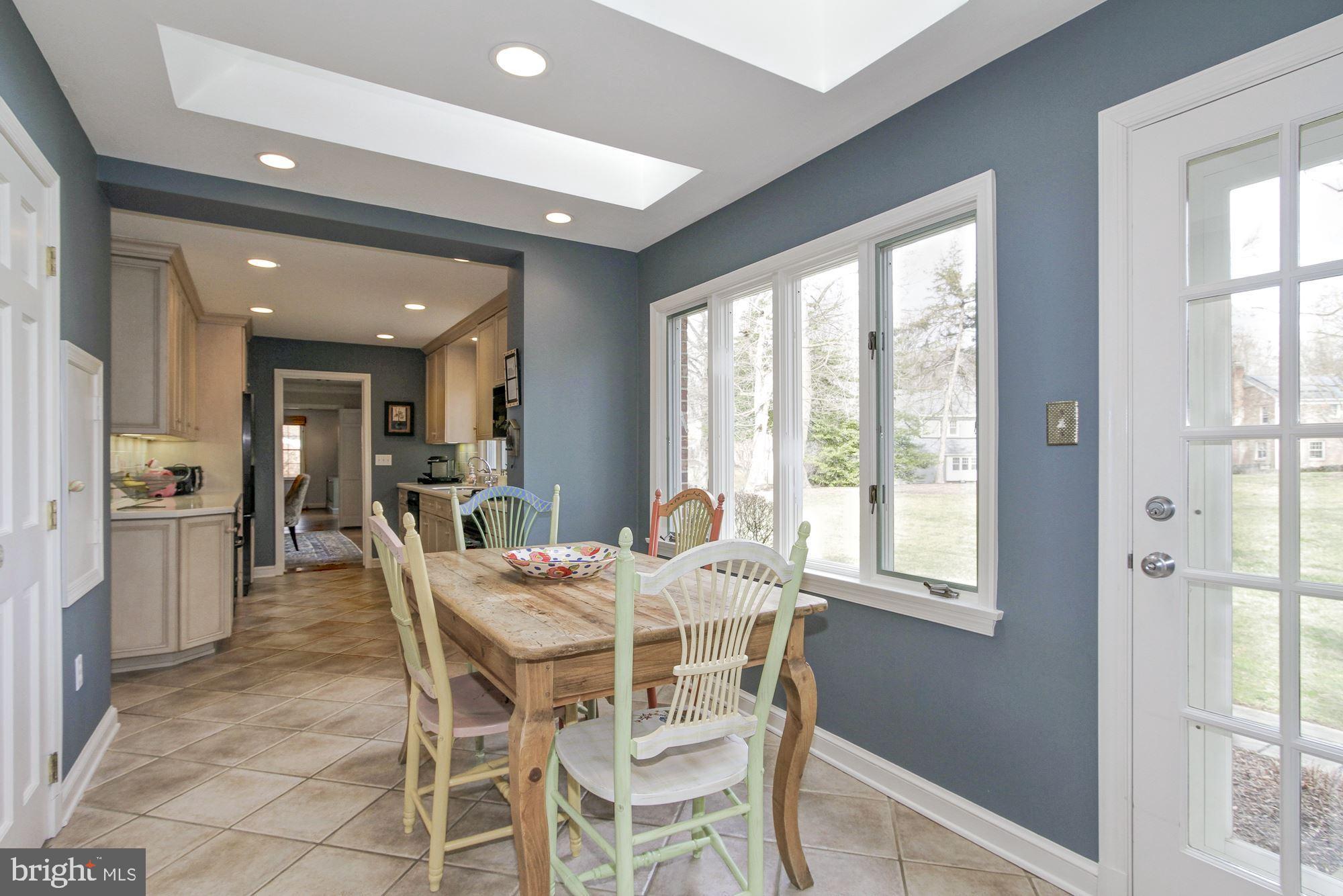 6951 Greentree Road Bethesda, MD 20817 - Photo 10 of 33 Gallery Image 10