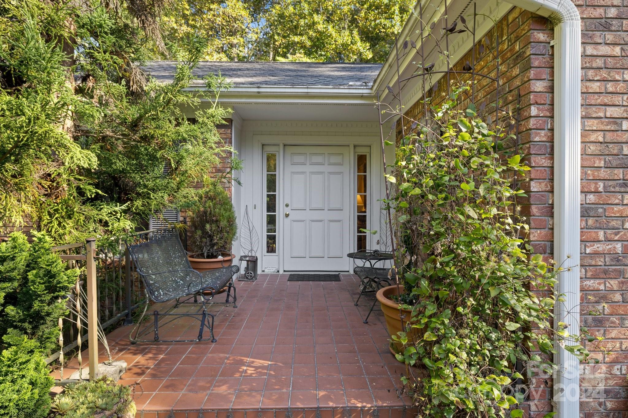 23 Legendary Road Hendersonville, NC 28739 - Photo 1 of 41 Gallery Image 1