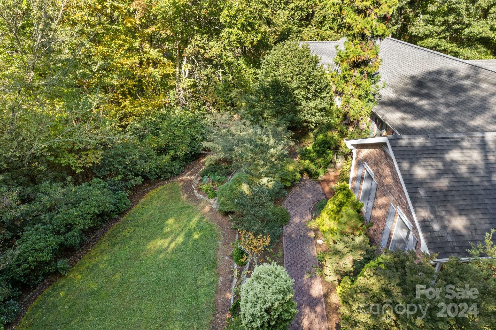 23 Legendary Road Hendersonville, NC 28739 - Photo 31 of 41 Gallery Image 31