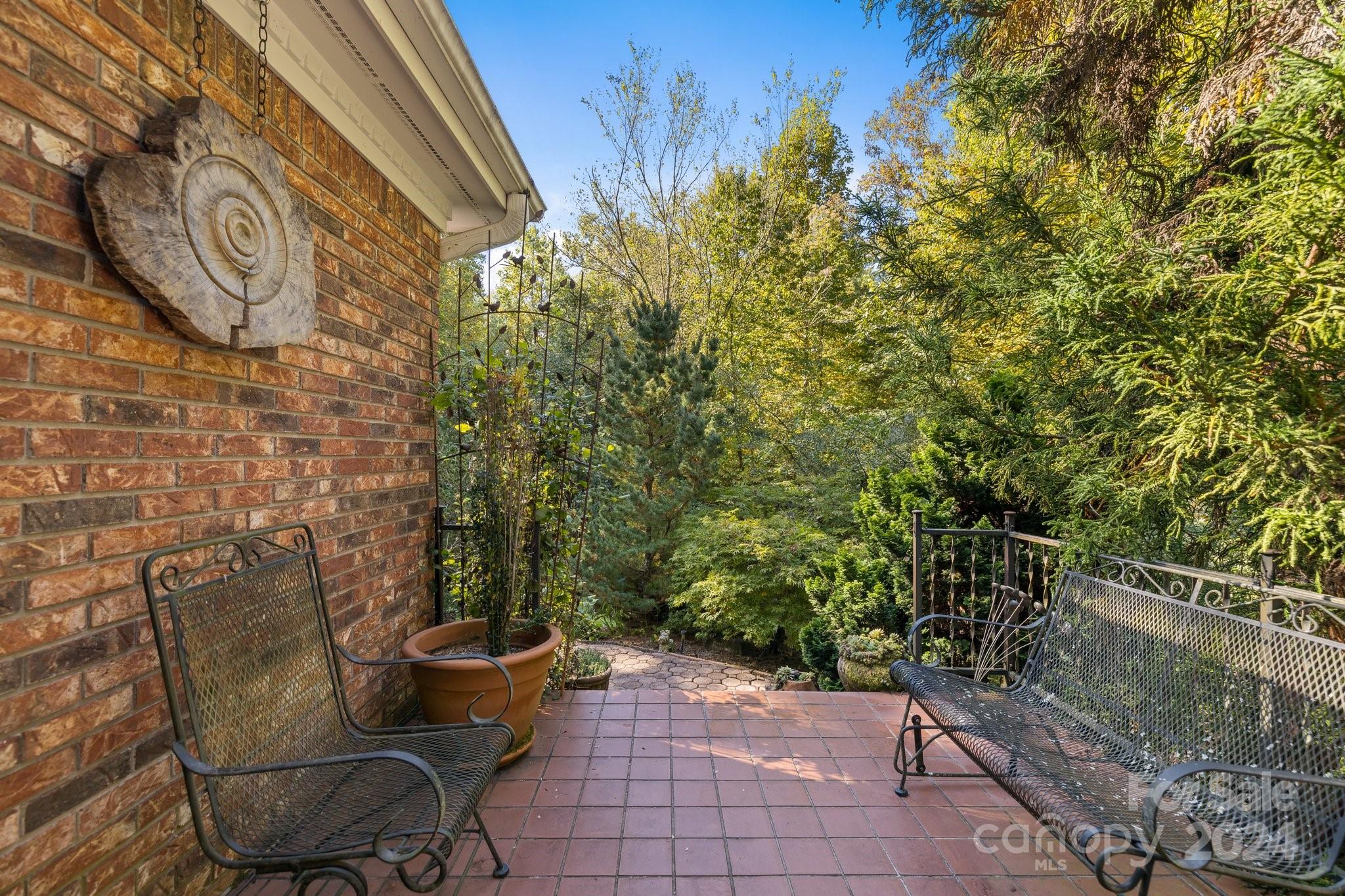 23 Legendary Road Hendersonville, NC 28739 - Photo 33 of 41 Gallery Image 33