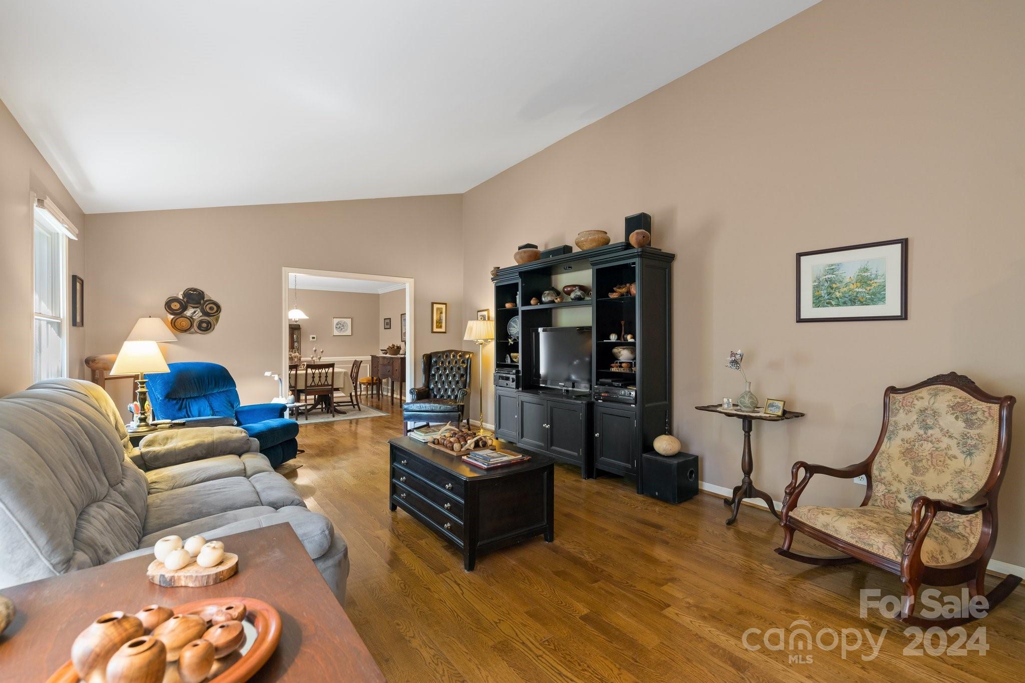 23 Legendary Road Hendersonville, NC 28739 - Photo 6 of 41 Gallery Image 6