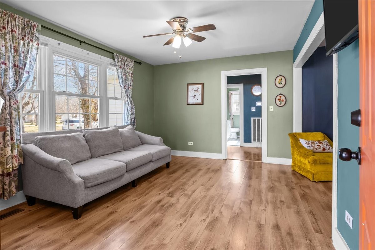 102 Sutton Avenue Waverly, TN 37185 - Photo 4 of 33