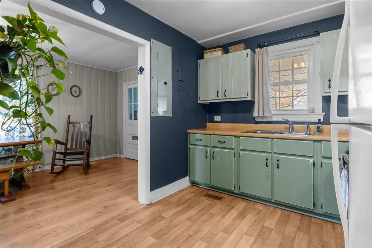 102 Sutton Avenue Waverly, TN 37185 - Photo 9 of 33