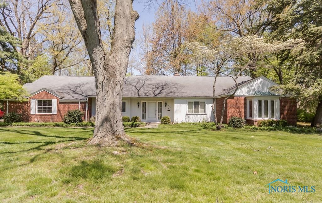4930 Pine Ridge Road Toledo, OH 43615 - Photo 2 of 46 Gallery Image 2