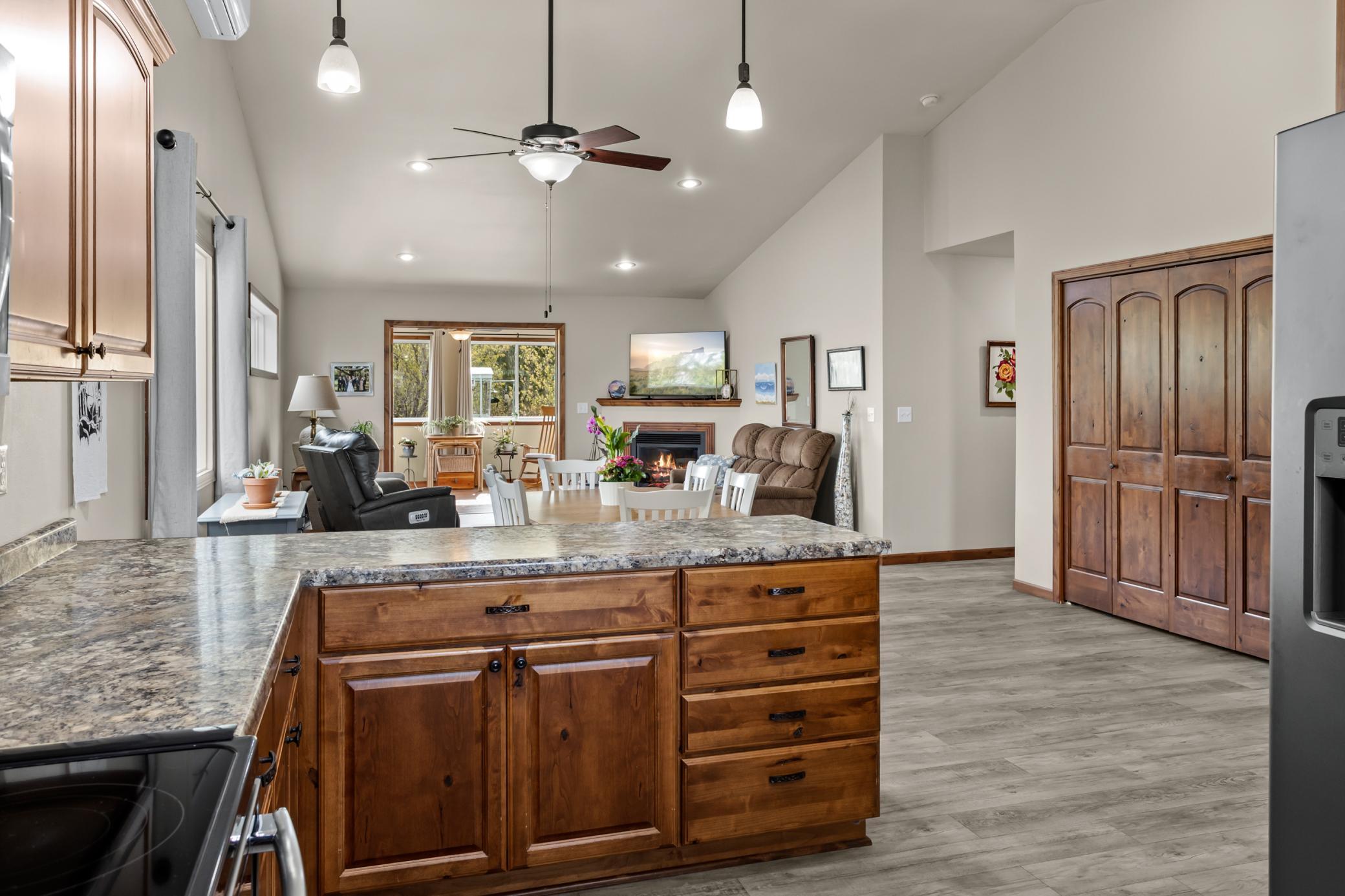 2314 Westgate Drive Hawley, MN 56549 - Photo 5 of 32