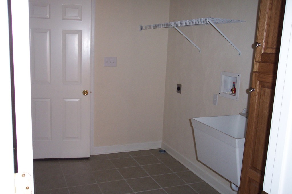 3532 Pinnacle Ridge Road Northeast Roanoke, VA 24012 - Photo 9 of 18 Laundry Room
