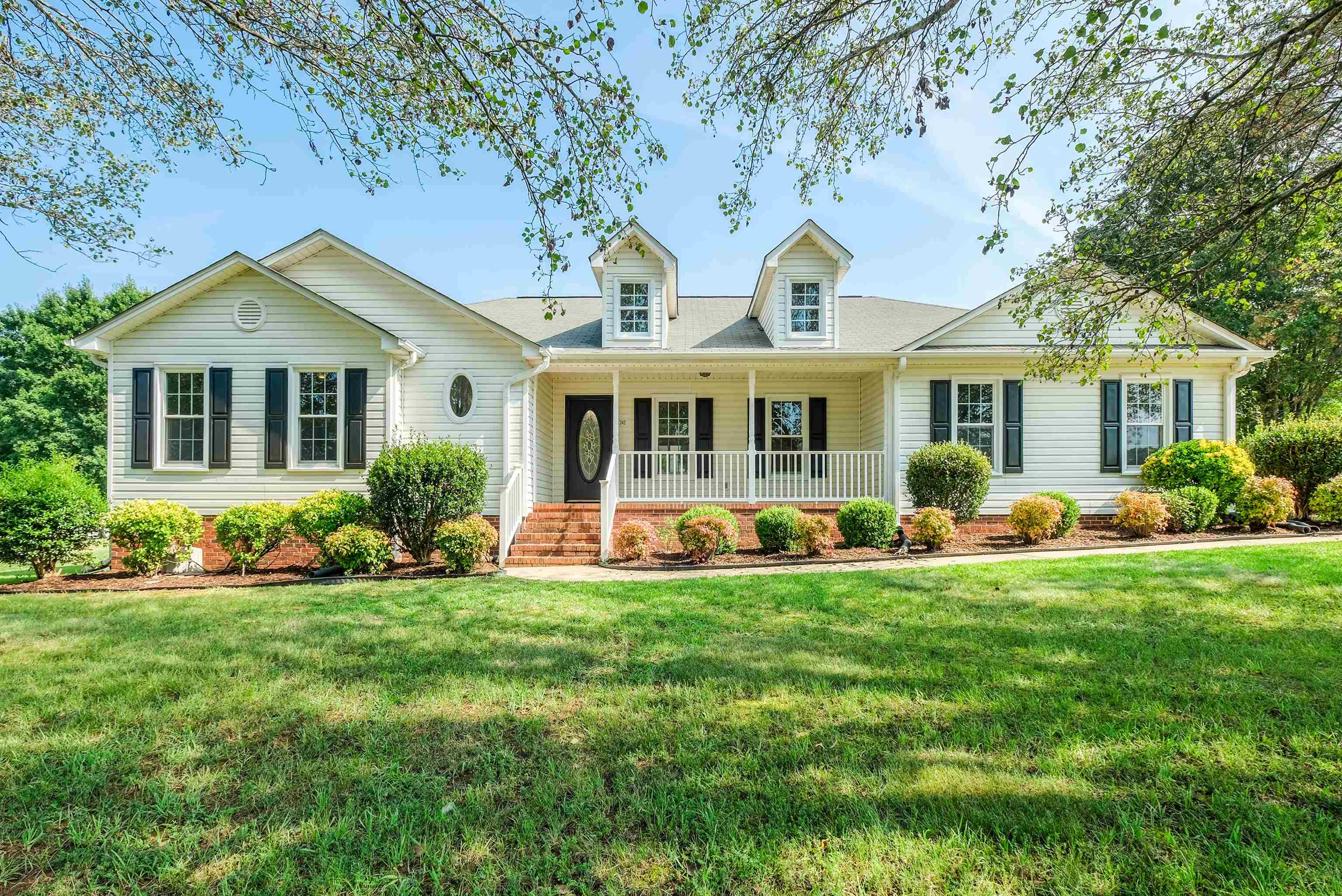 242 Faye Court Greer, SC 29651 - Photo 1 of 28