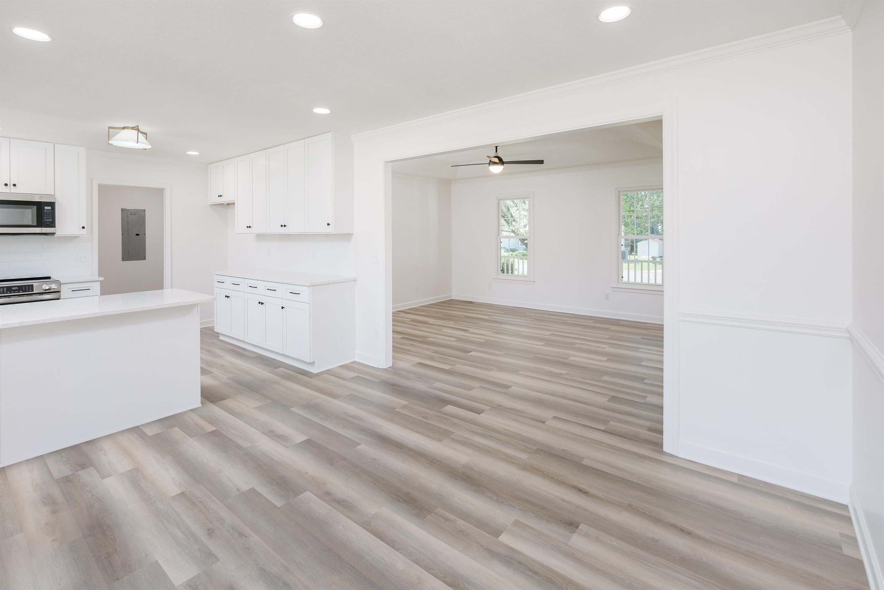 242 Faye Court Greer, SC 29651 - Photo 8 of 28
