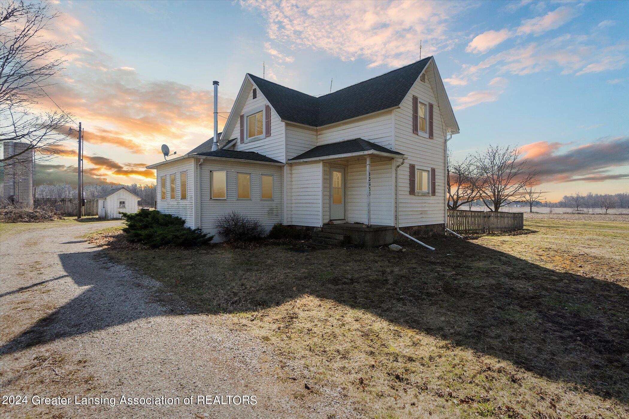 13659 South Morrice Road Perry, MI 48872 - Photo 4 of 60 01-13659-S-Morrice-Rd-Perry-MI-48872-Win