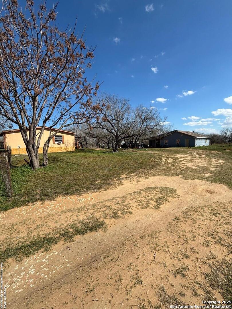17423 Fx Ball Drive Elmendorf, TX 78112 - Photo 10 of 40