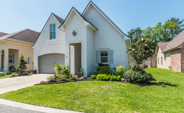 $2,500 | 301 Summerland Key Lane, Lafayette, LA 70508