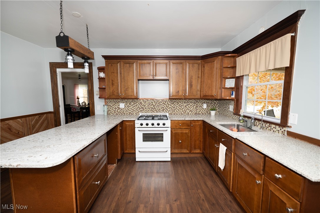 10961 Madison Road Montville, OH 44064 - Photo 11 of 38