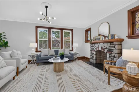 $450,000 | 5410 Tholozan Avenue, St. Louis, MO 63109