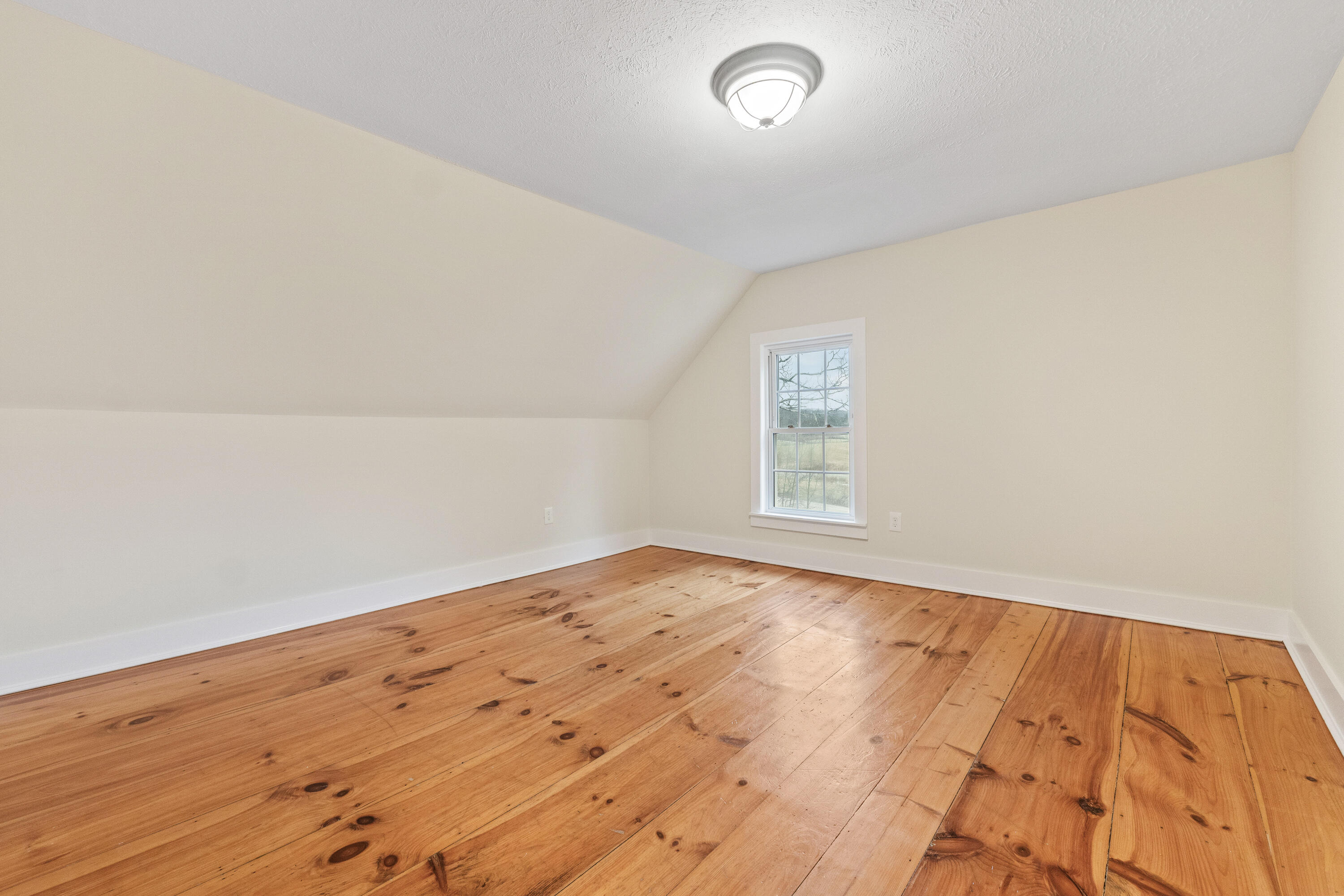 619 Gardiner Road Wales, ME 04280 - Photo 38 of 53 619 Gardiner Rd_155