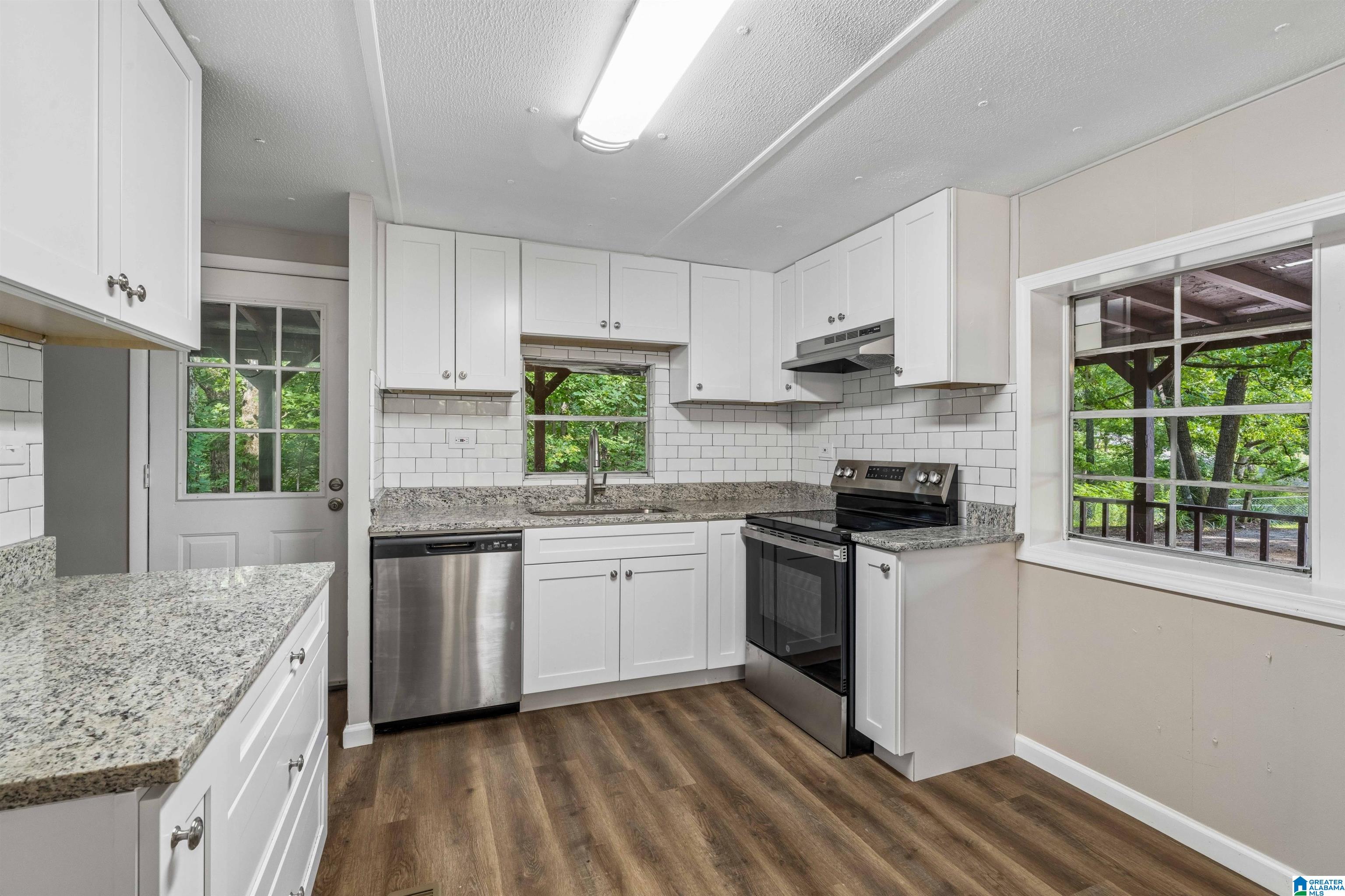 6086 Castle Heights Road Morris, AL 35116 - Photo 10 of 45