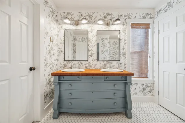 $2,150 | 2824 Meadow Brook Court, League City, TX 77573