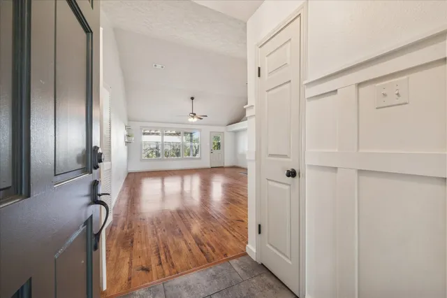 $2,150 | 2824 Meadow Brook Court, League City, TX 77573