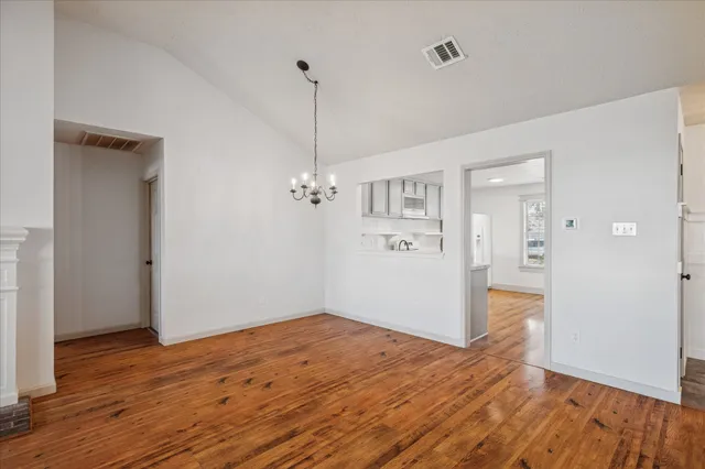 $2,150 | 2824 Meadow Brook Court, League City, TX 77573