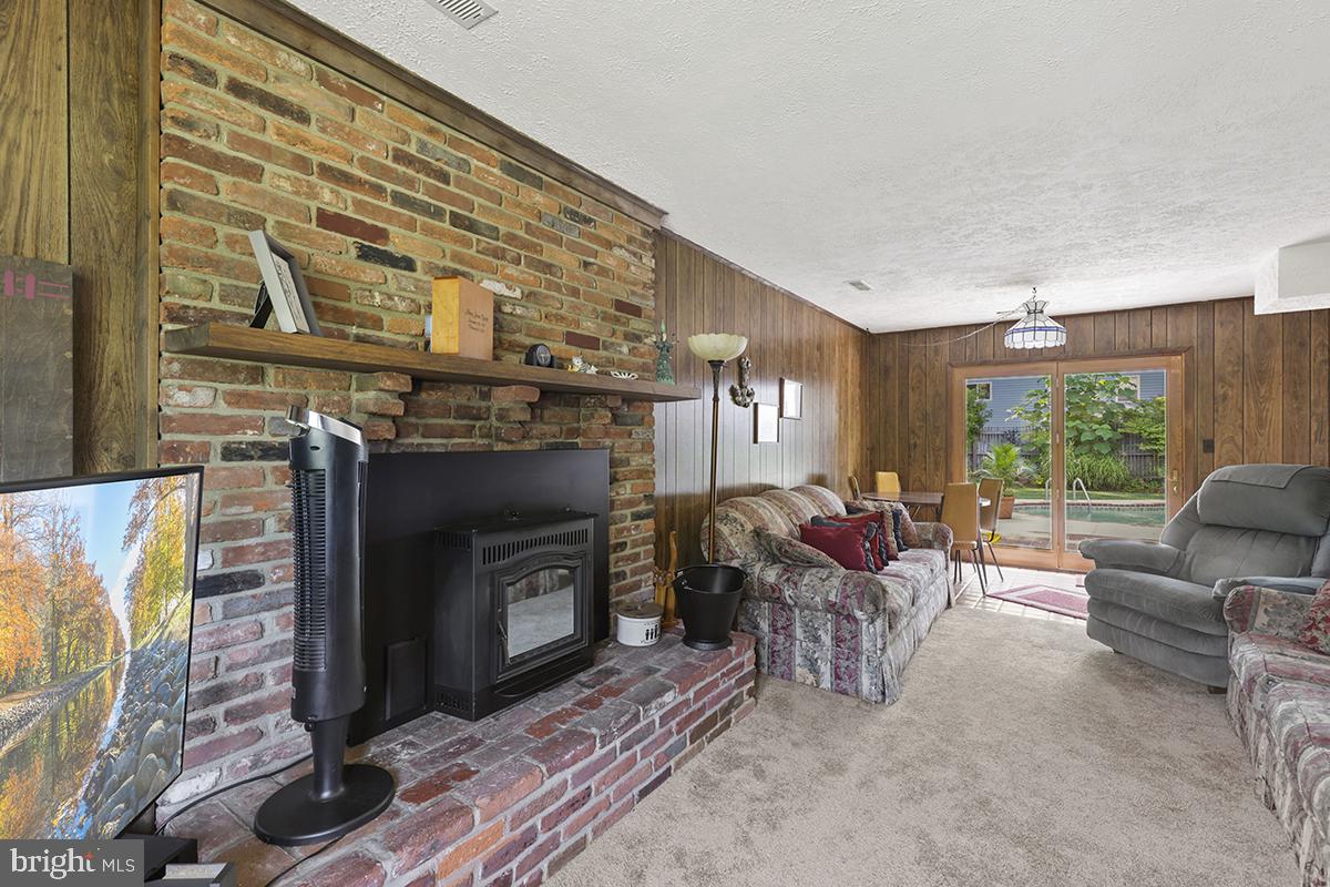 1314 Cape St Claire Road Annapolis, MD 21409 - Photo 18 of 60 Family Room