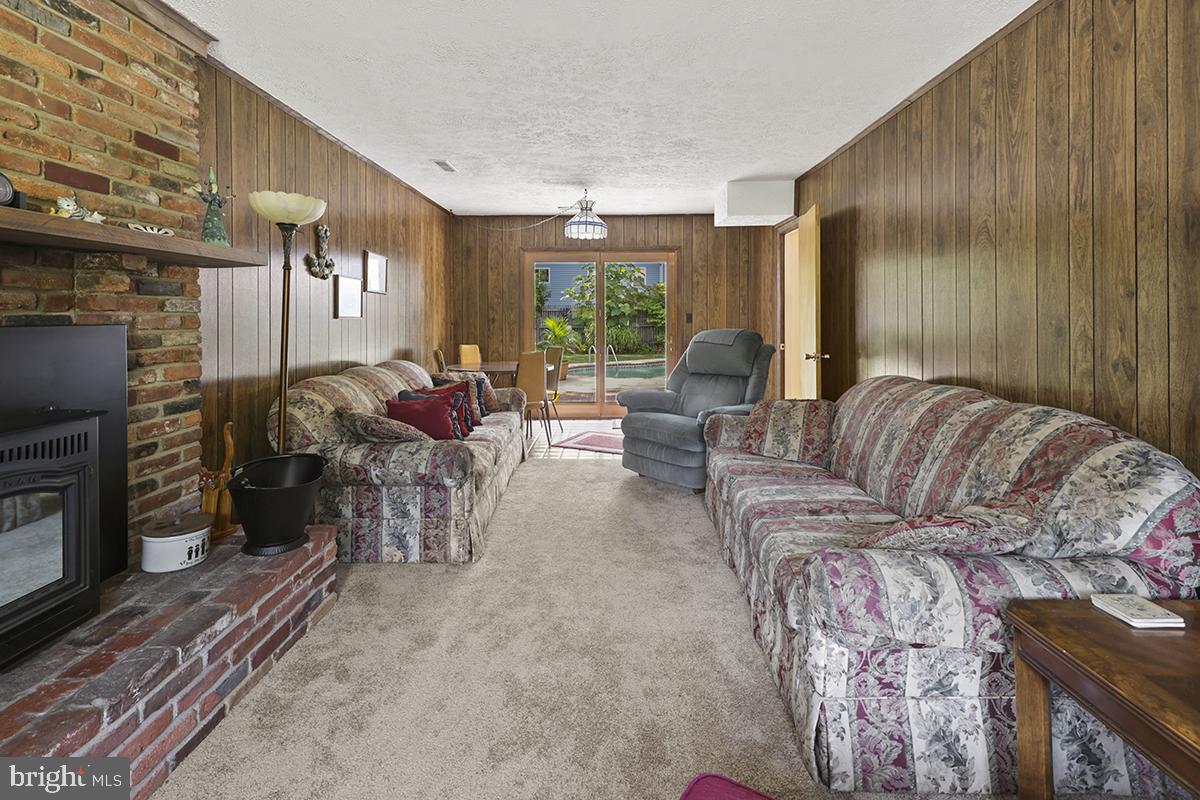 1314 Cape St Claire Road Annapolis, MD 21409 - Photo 21 of 60 Family Room