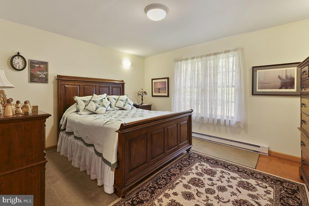 1314 Cape St Claire Road Annapolis, MD 21409 - Photo 23 of 60 1st-floor owners suite